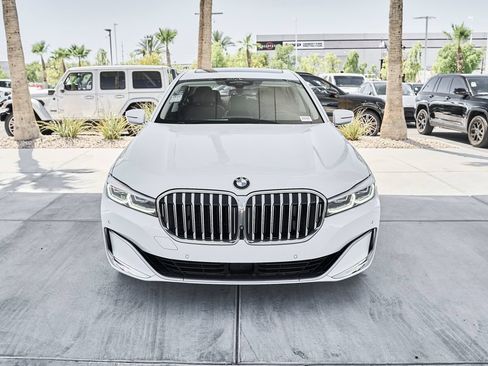Used 2020 BMW 750i xDrive w/ Executive Package AWD/4WD image 8