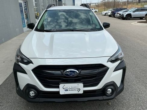 Certified 2025 Subaru Outback Onyx Edition AWD/4WD image 8