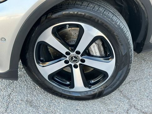 Used 2019 Mercedes-Benz GLC 350e 4MATIC image 39