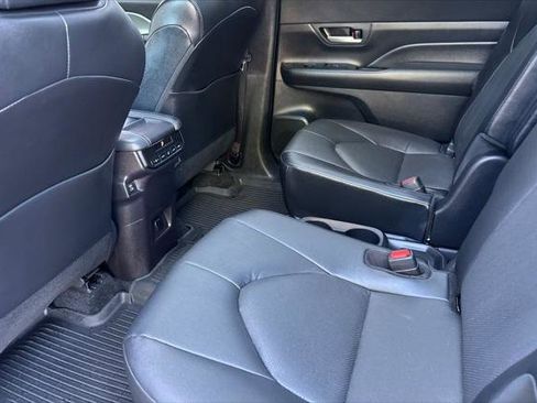 Certified 2024 Toyota Grand Highlander AWD image 4