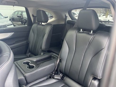 Certified 2023 Acura MDX SH-AWD w/ Technology Package image 40