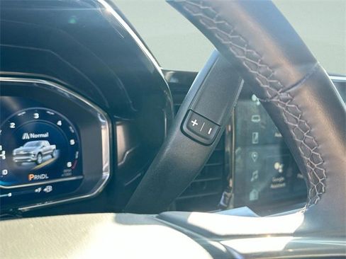 Used 2023 Chevrolet Silverado 1500 LT image 23