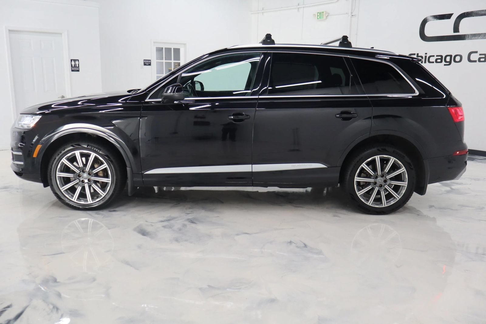 Used 2018 Audi Q7 3.0T Premium Plus w/ Premium Plus Package AWD/4WD image 4