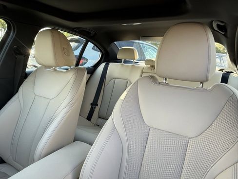 Used 2025 BMW 330i 330i w/ Premium Package image 21