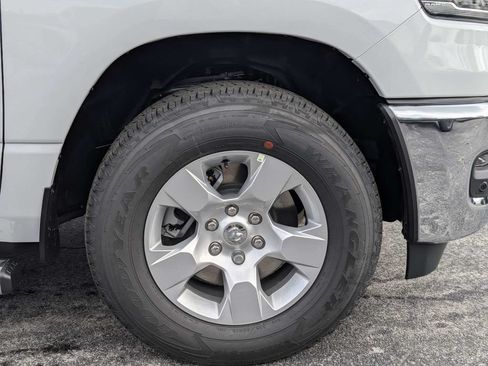 New 2026 RAM 1500 2WD Crew Cab image 12