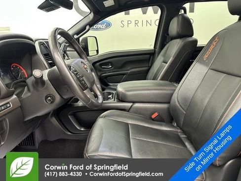 Used 2023 Nissan Titan PRO-4X w/ Pro-4x Convenience Package image 26