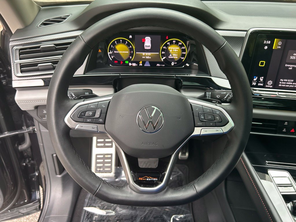 Used 2024 Volkswagen Atlas Peak Edition SE AWD/4WD image 22