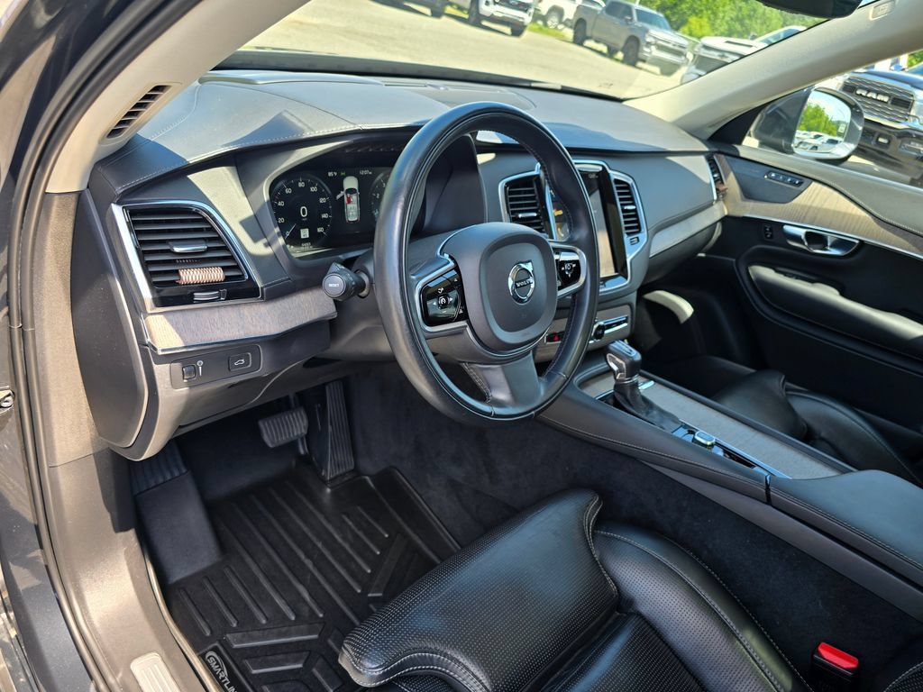 Used 2021 Volvo XC90 T6 Inscription AWD/4WD image 28