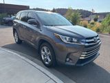 Used 2017 Toyota Highlander Limited image 6