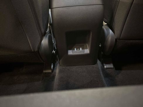 Certified 2025 Hyundai Tucson SE image 16