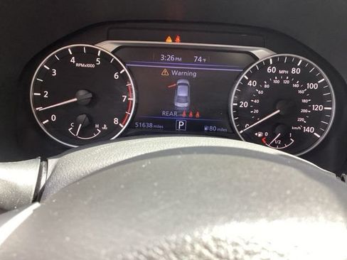Used 2024 Nissan Altima 2.5 SV FWD image 12