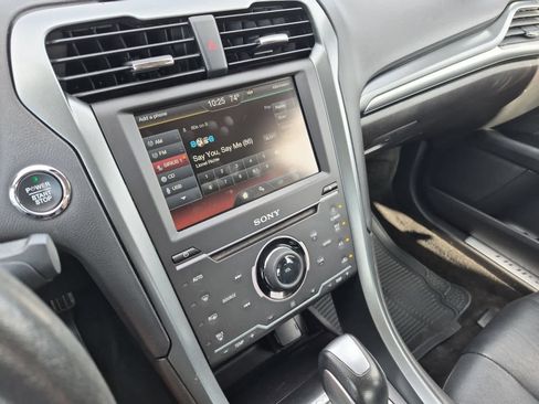 Used 2015 Ford Fusion Titanium FWD image 29
