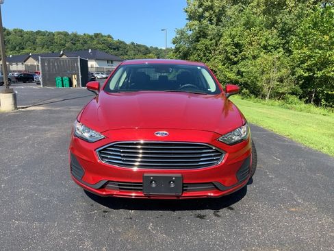 Used 2020 Ford Fusion SE FWD image 4