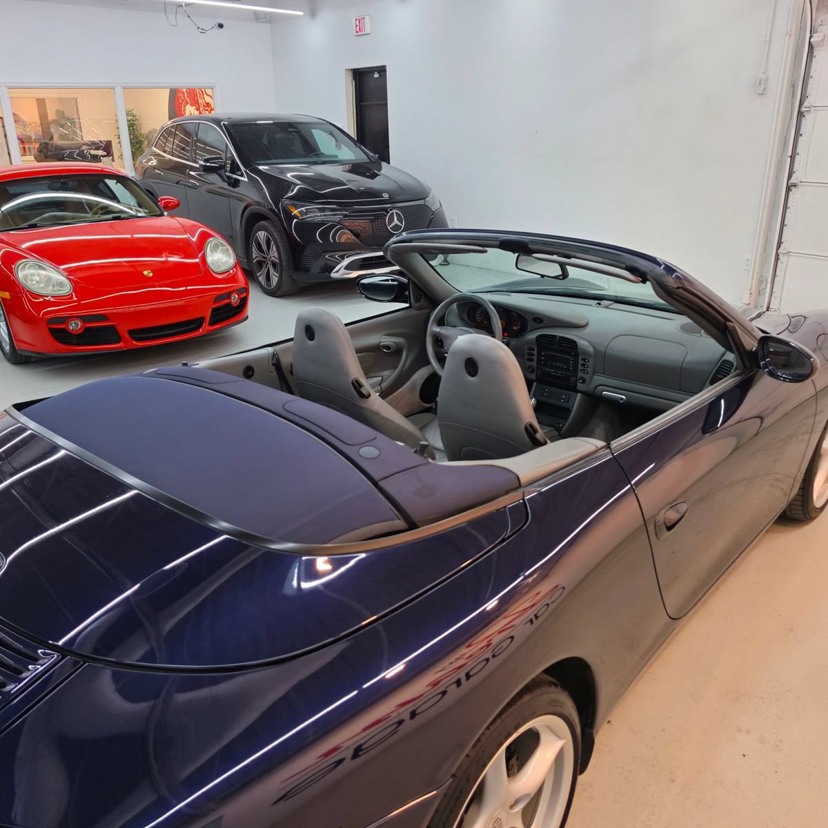 Used 2004 Porsche 911 Carrera 4 AWD/4WD image 5
