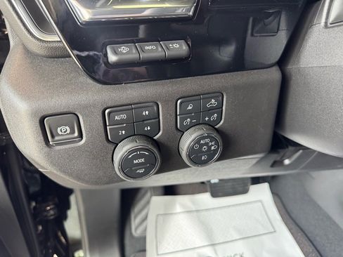 Used 2025 Chevrolet Silverado 3500 High Country w/ Midnight Edition image 20