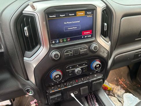 Used 2019 Chevrolet Silverado 1500 LTZ w/ LTZ Premium Package RWD image 9