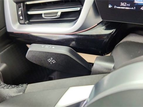 Used 2025 BMW X2 xDrive28i image 41