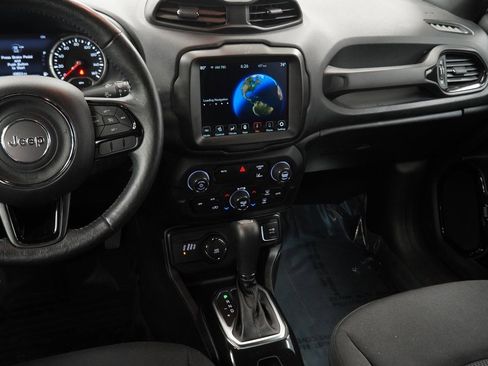 Used 2022 Jeep Renegade Altitude w/ Convenience Group image 21