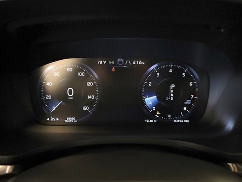 Used 2020 Volvo V60 T5 Cross Country w/ Protection Package Premier image 15