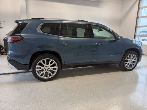 Used 2025 GMC Acadia Denali w/ Super Cruise Package image 10