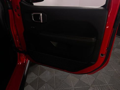 Used 2023 Jeep Wrangler Unlimited Sahara w/ Cold Weather Group image 32