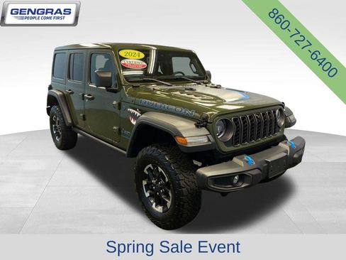 Used 2024 Jeep Wrangler Unlimited Rubicon 4xe w/ Technology Group AWD/4WD image 1