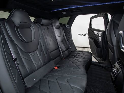 Used 2025 BMW XM AWD/4WD image 36