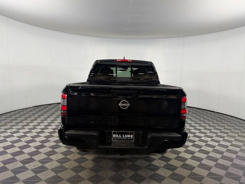 Used 2025 Nissan Frontier SV w/ SV Convenience Package RWD image 9