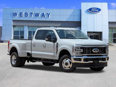 New 2026 Ford F350 Lariat w/ Lariat Premium Package