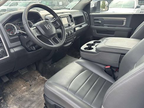 Used 2017 RAM 3500 Tradesman w/ Power & Remote Entry Group RWD image 13