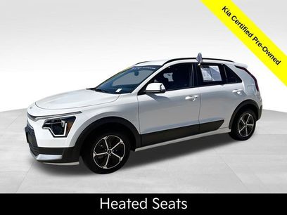 Certified 2025 Kia Niro EX