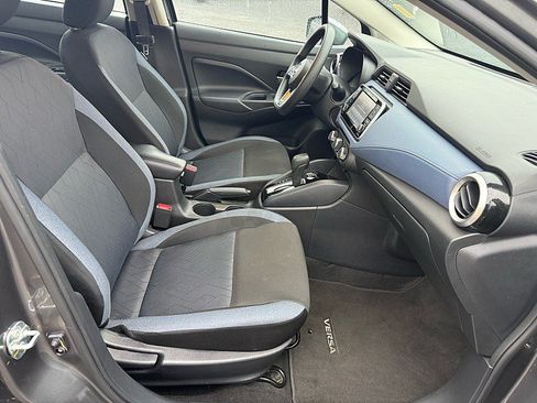 Used 2024 Nissan Versa SV FWD image 18