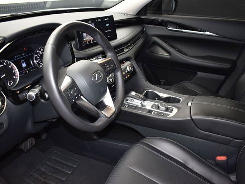 Certified 2025 INFINITI QX60 Pure image 12