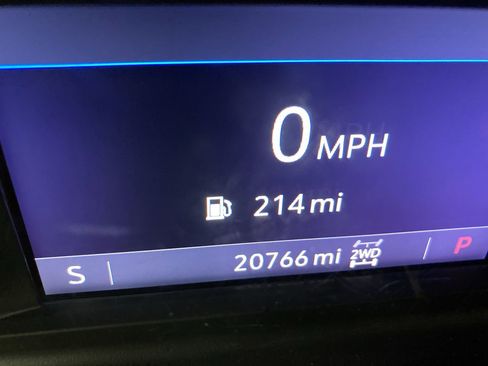 Used 2022 Chevrolet Silverado 2500 LT w/ Convenience Package AWD/4WD image 15