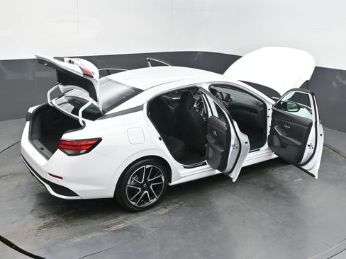 Used 2024 Nissan Sentra SR image 46