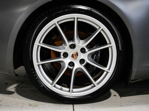Used 2014 Porsche 911 Carrera image 46