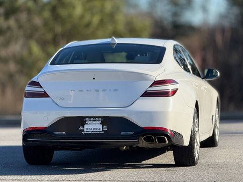 Used 2022 Genesis G70 2.0T image 6