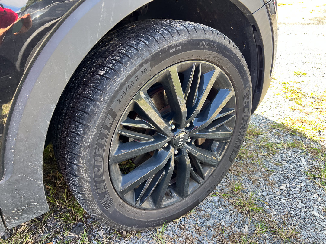 Used 2020 Kia Telluride SX w/ SX Prestige Package AWD/4WD image 8
