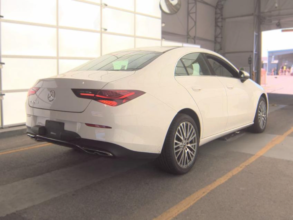 Used 2025 Mercedes-Benz CLA 250 image 2