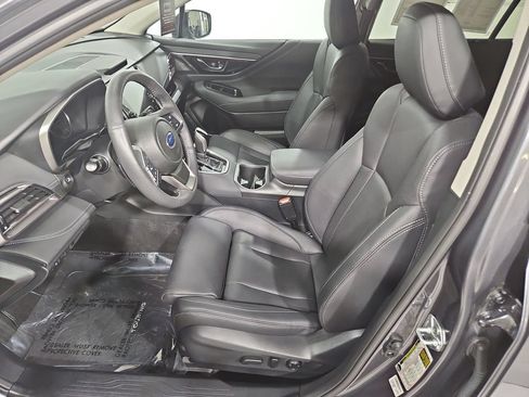 Certified 2025 Subaru Outback Touring AWD/4WD image 11