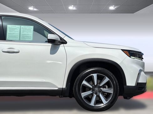 Certified 2023 Honda Pilot Touring image 36