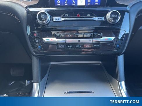 Certified 2022 Ford Explorer Platinum w/ Equipment Group 601A image 35