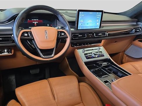 Used 2023 Lincoln Aviator Black Label Grand Touring image 19