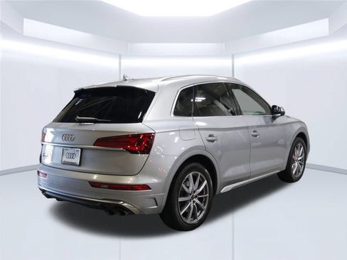 Certified 2023 Audi SQ5 Premium Plus w/ Premium Plus Package AWD/4WD image 7