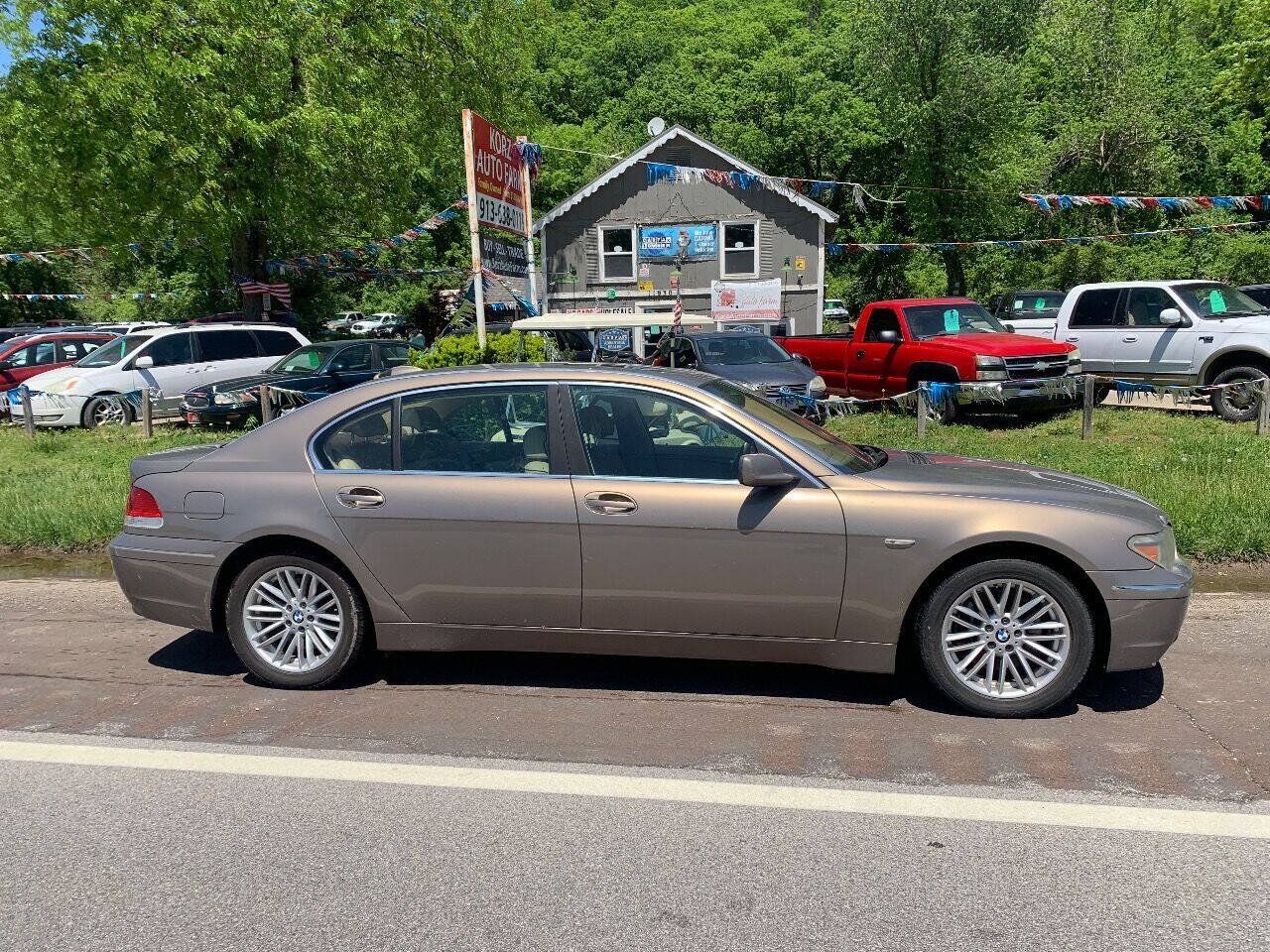 Used 2004 BMW 745Li RWD image 2