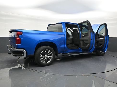Used 2022 Chevrolet Silverado 1500 LT RWD image 28