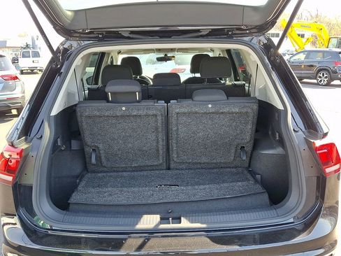 Certified 2023 Volkswagen Tiguan S image 29