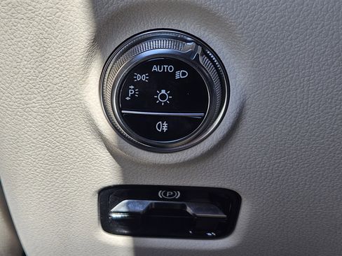 Certified 2026 Mercedes-Benz C 300 Sedan image 20