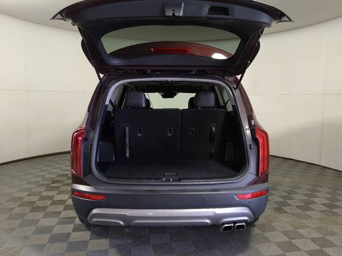 Used 2022 Kia Telluride S FWD image 29