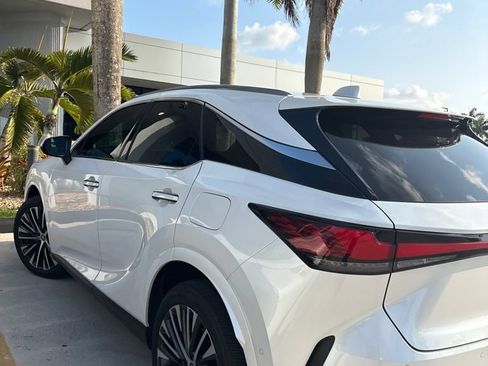 Used 2024 Lexus RX 350 Premium Plus w/ Convenience Package FWD image 6